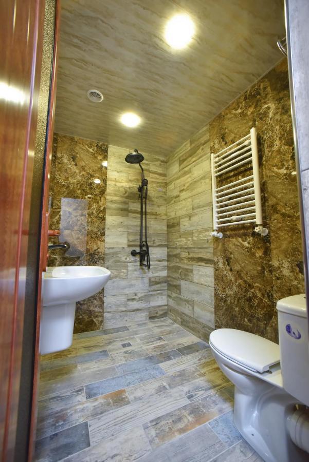 Altunyan Hotel Jereván Kültér fotó