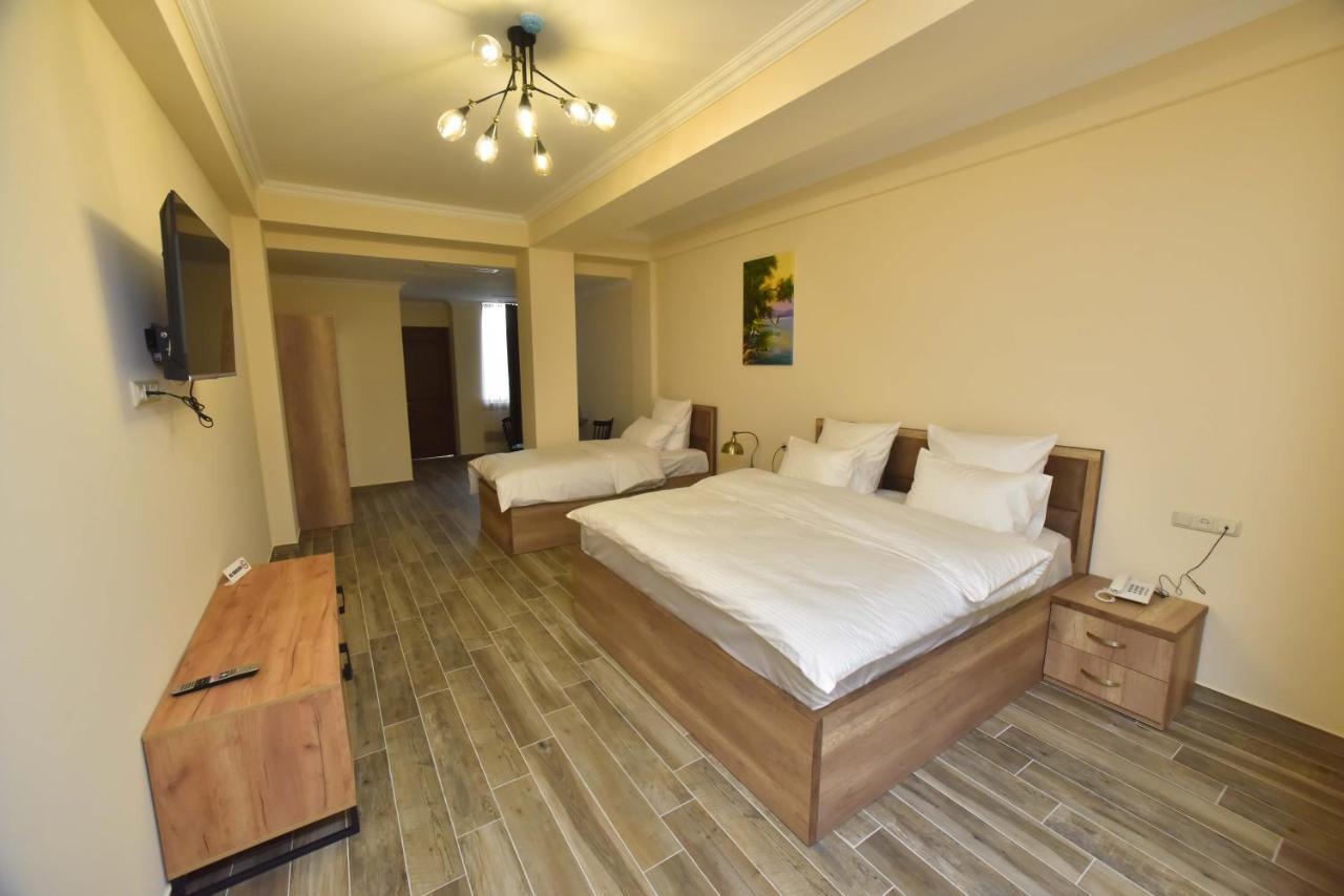Altunyan Hotel Jereván Kültér fotó