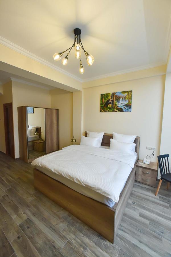 Altunyan Hotel Jereván Kültér fotó