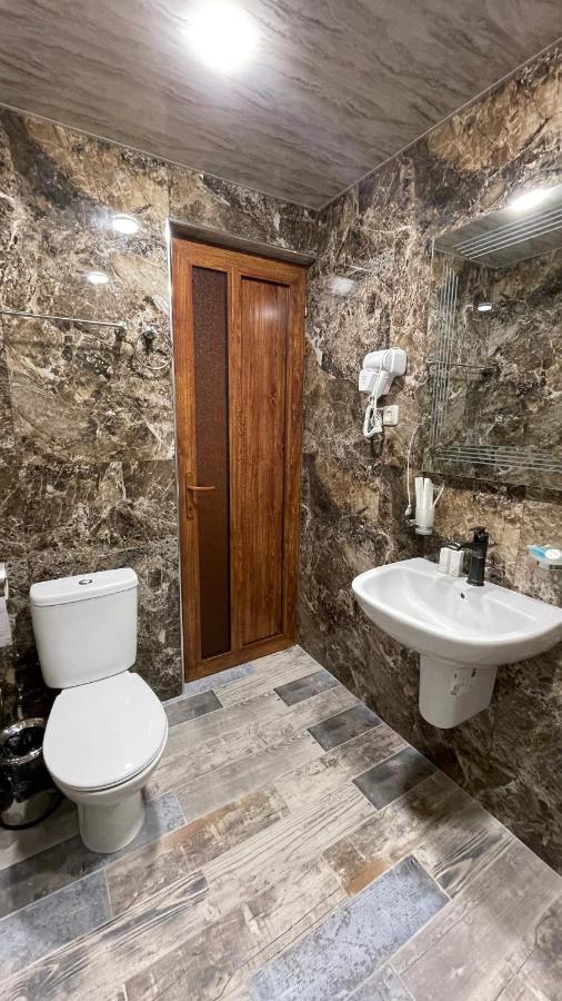 Altunyan Hotel Jereván Kültér fotó