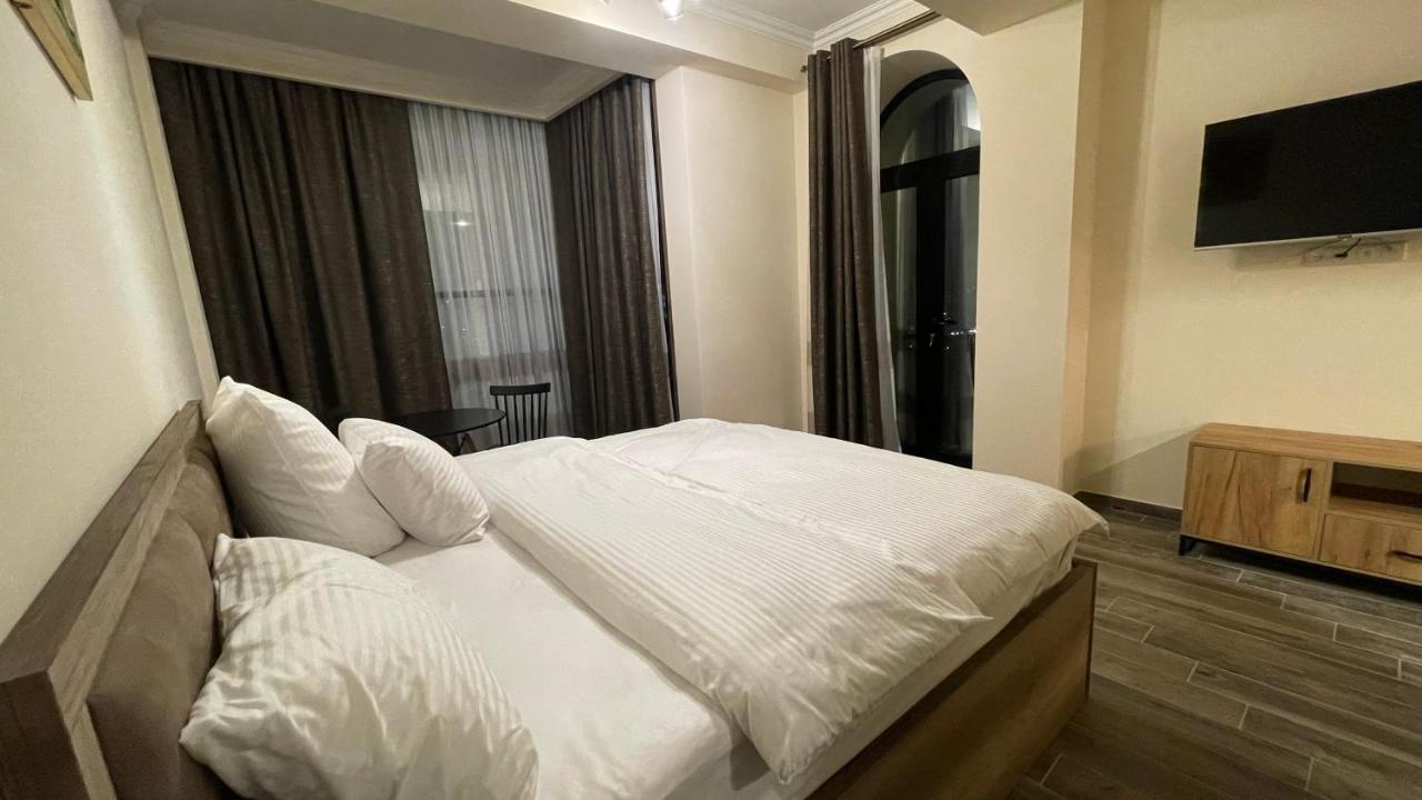 Altunyan Hotel Jereván Kültér fotó